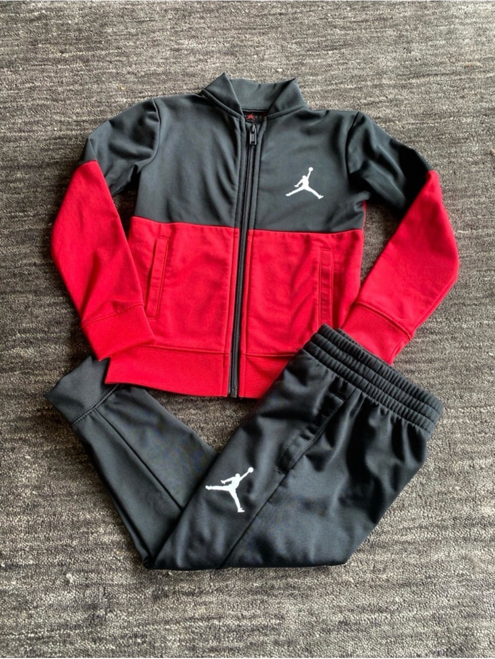 Nike Air Jordan 2 Piece Tracksuit Set Toddler Size 4T